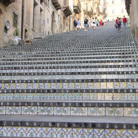 La Rosa Antica Panzió Caltagirone Kültér fotó